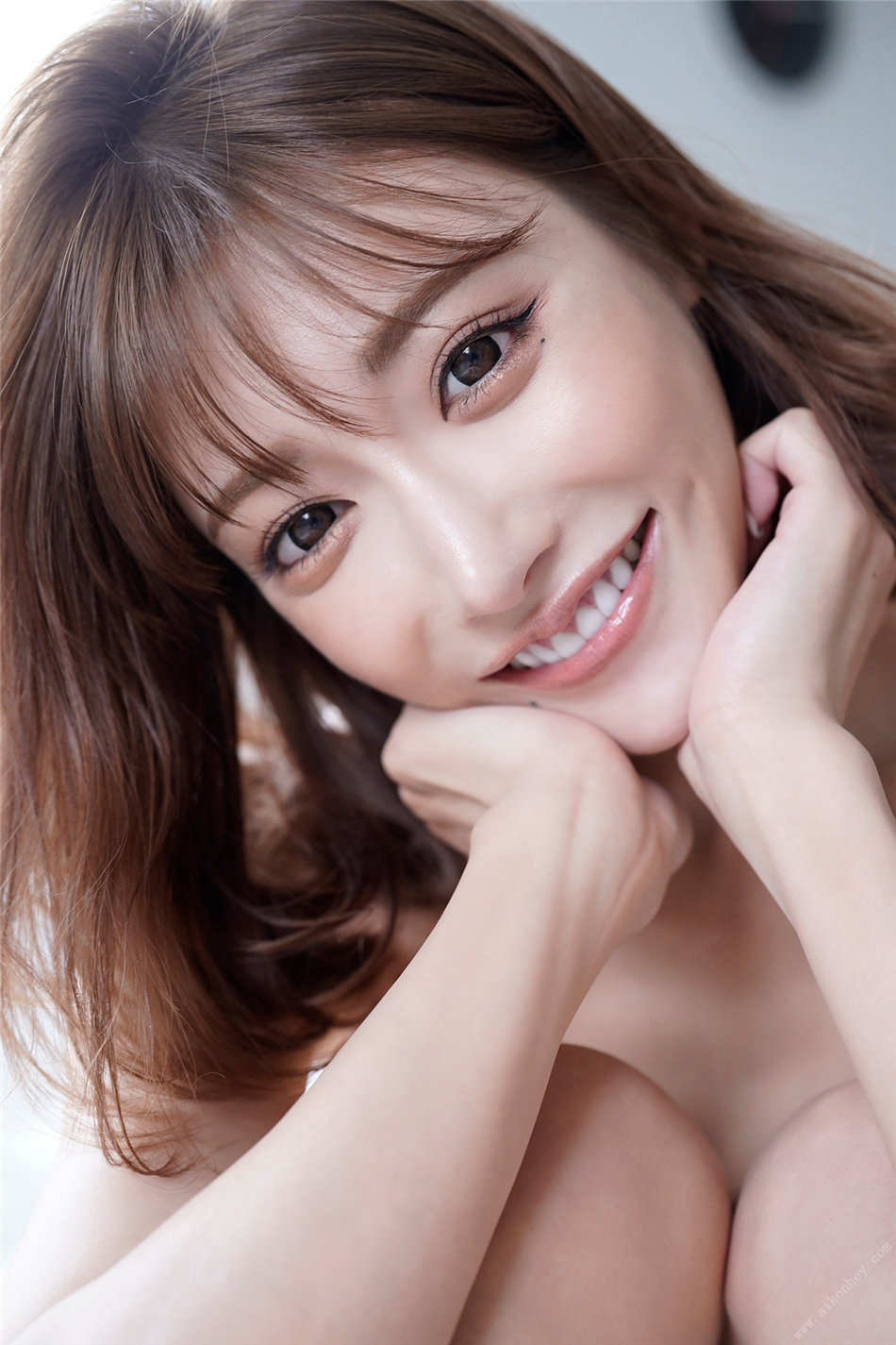 明日花绮罗写真图集—FLASHデジタル写真集 Love Tomorrow